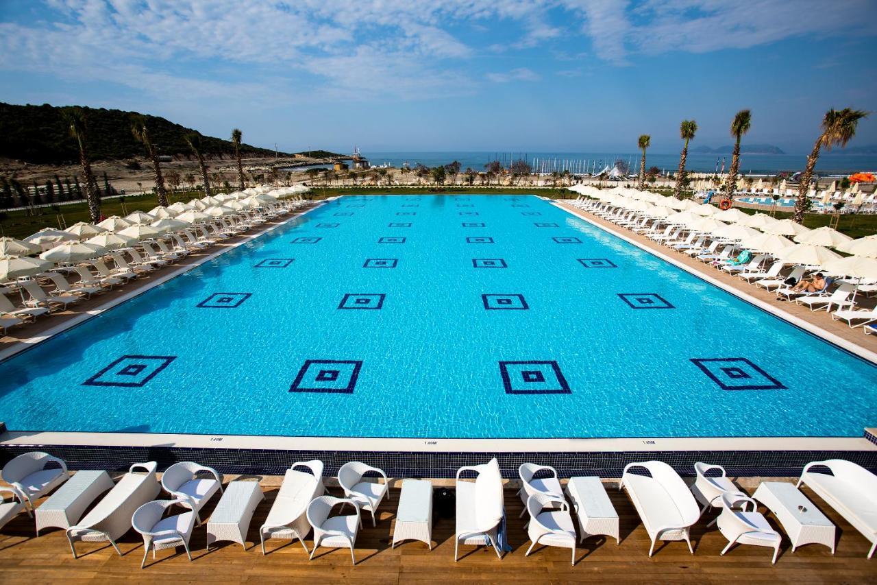 Andriake Beach Club Hotel เดมเร ภายนอก รูปภาพ