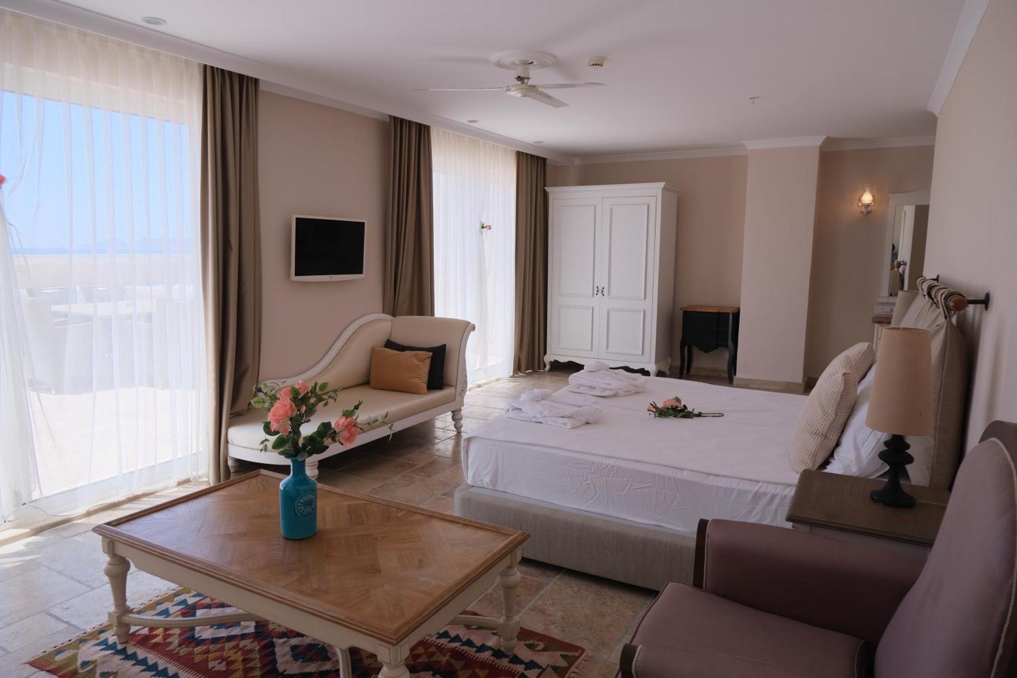Andriake Beach Club Hotel เดมเร ภายนอก รูปภาพ