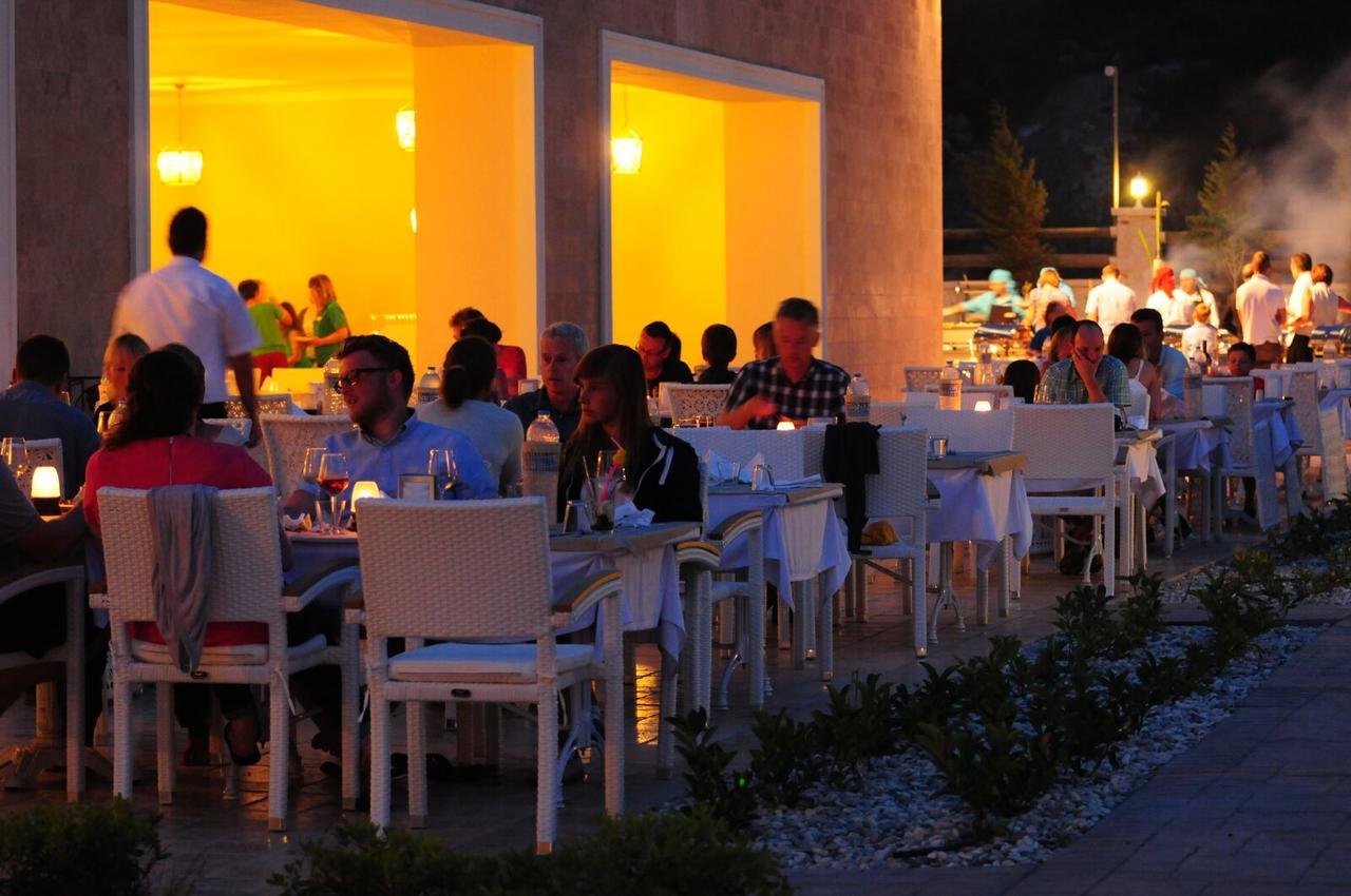 Andriake Beach Club Hotel เดมเร ภายนอก รูปภาพ