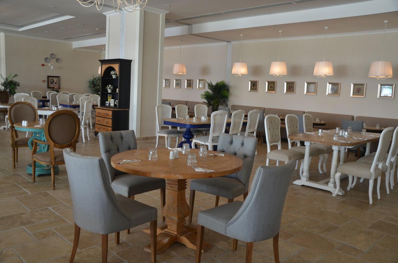 Andriake Beach Club Hotel เดมเร ภายนอก รูปภาพ